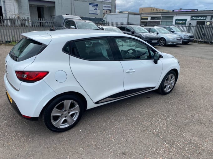 2025 Renault Clio