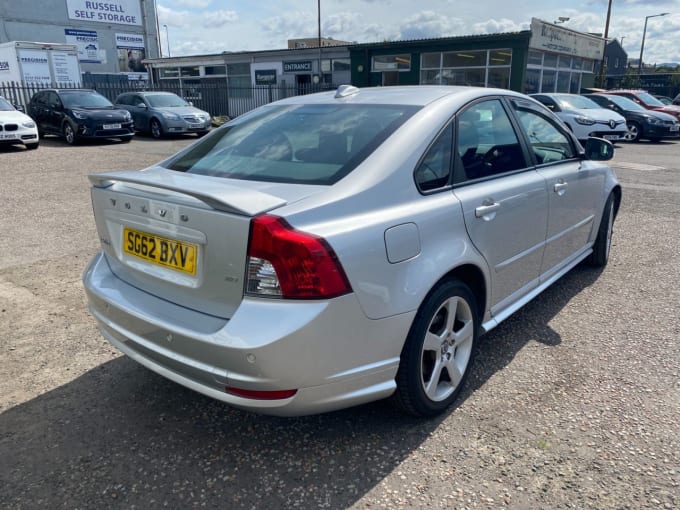 2025 Volvo S40