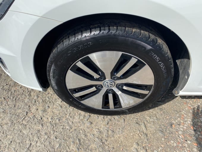 2025 Volkswagen E-golf