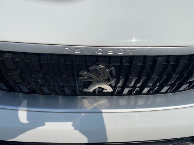 2025 Peugeot Expert