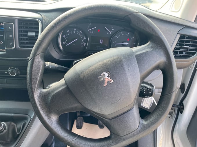 2025 Peugeot Expert