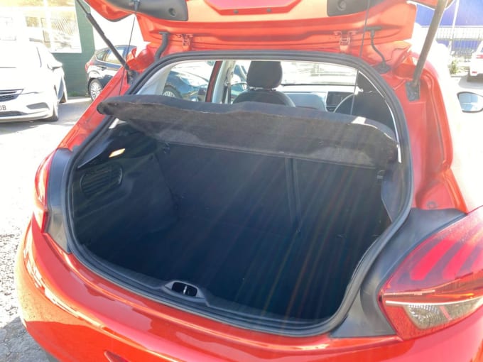 2025 Peugeot 208