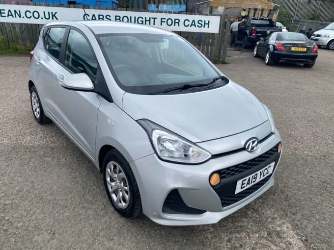 2025 Hyundai I10