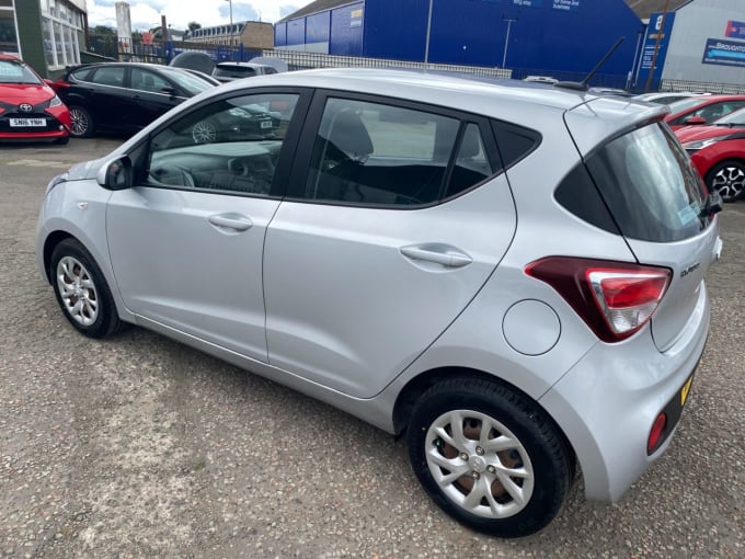 2025 Hyundai I10