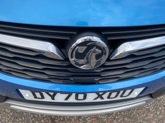2025 Vauxhall Crossland X