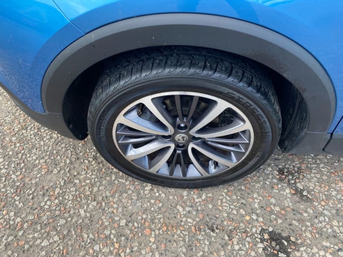 2025 Vauxhall Crossland X