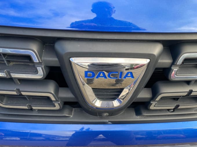 2025 Dacia Duster