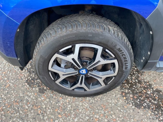 2025 Dacia Duster
