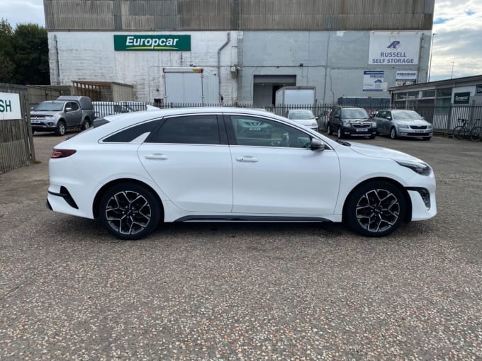 2025 Kia Proceed