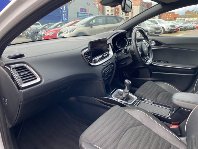 2025 Kia Proceed