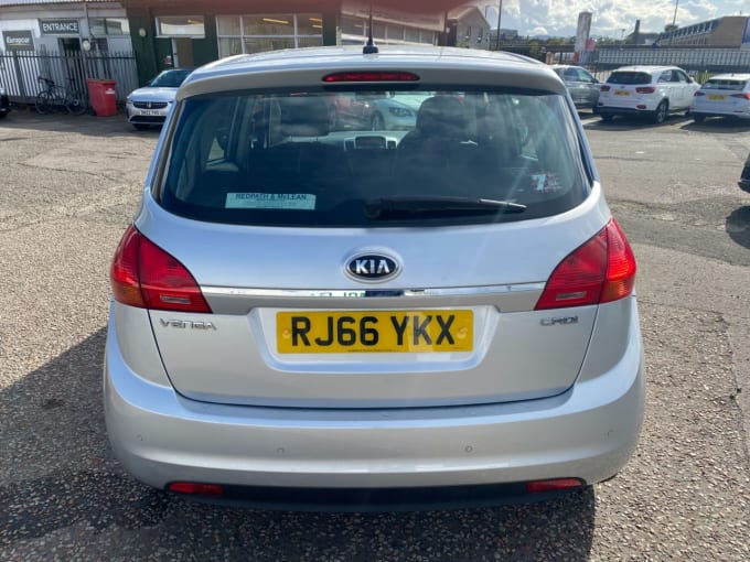 2017 Kia Venga