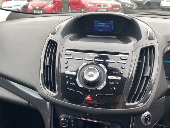 2025 Ford Kuga