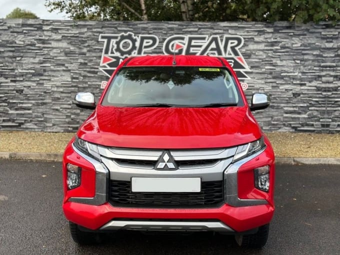 2021 Mitsubishi L200