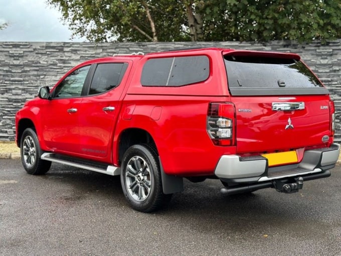 2021 Mitsubishi L200