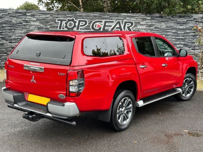 2021 Mitsubishi L200