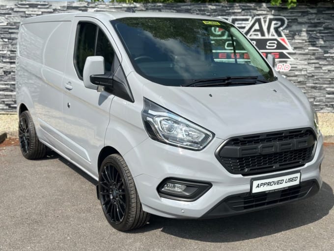 2024 Ford Transit Custom