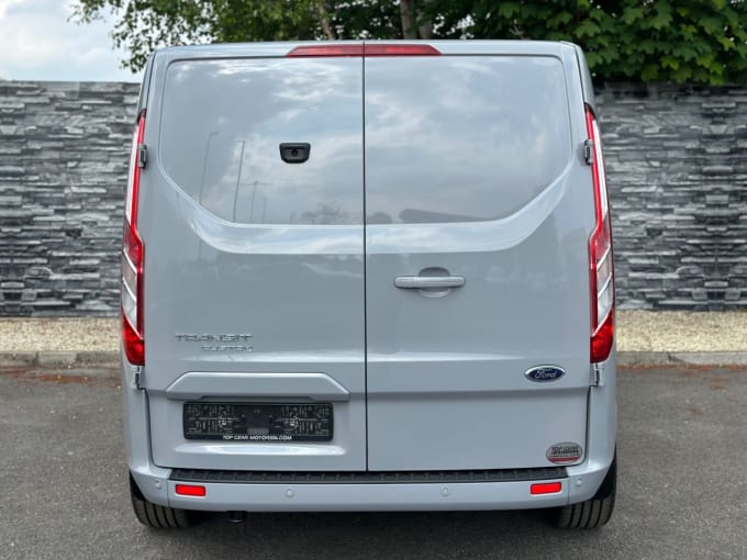 2024 Ford Transit Custom