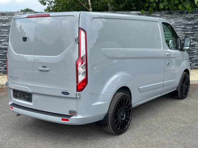 2024 Ford Transit Custom