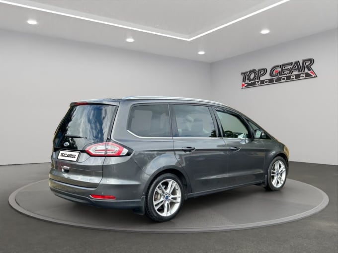 2025 Ford Galaxy