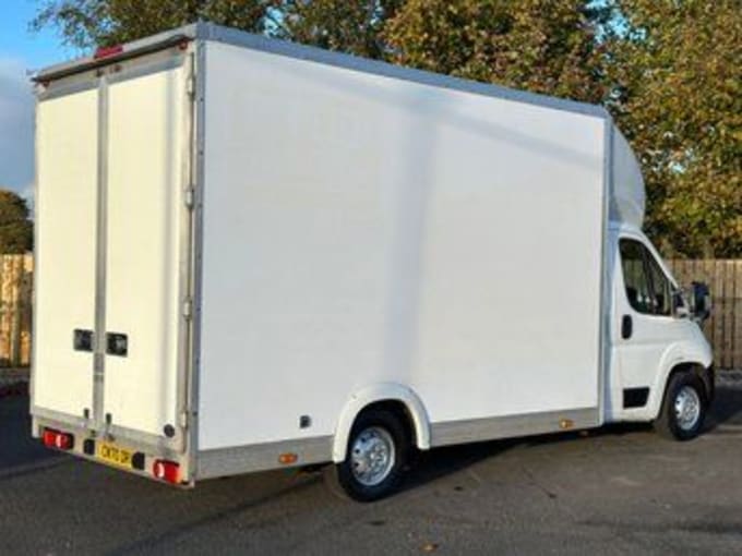 2025 Peugeot Boxer