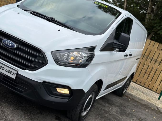 2024 Ford Transit Custom