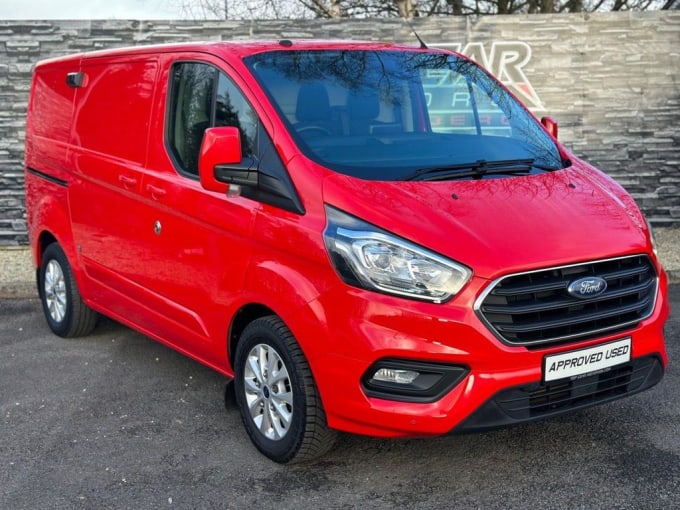 2024 Ford Transit Custom