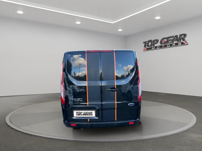 2025 Ford Transit Custom