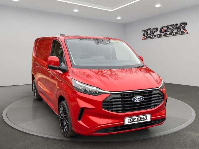 2025 Ford Transit Custom