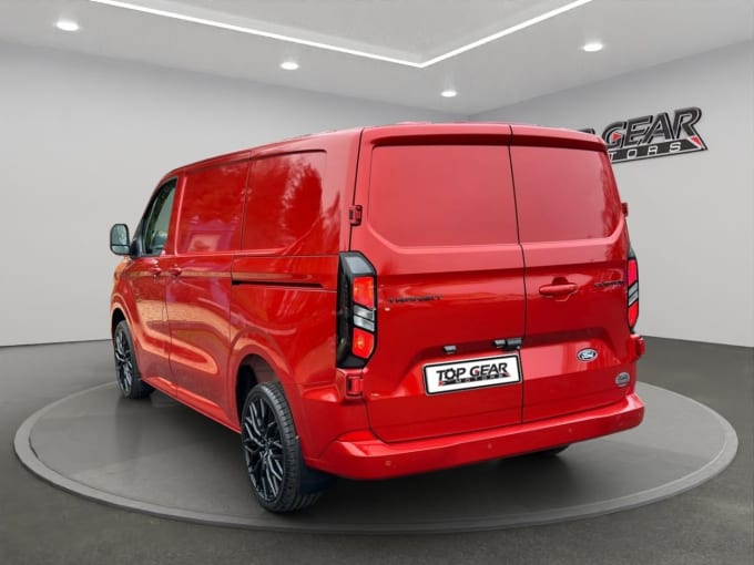 2025 Ford Transit Custom