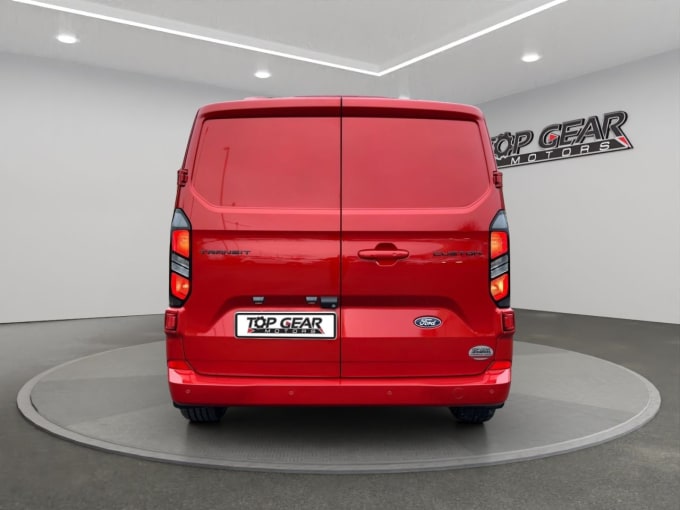 2025 Ford Transit Custom