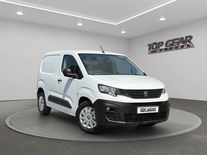 2025 Peugeot Partner