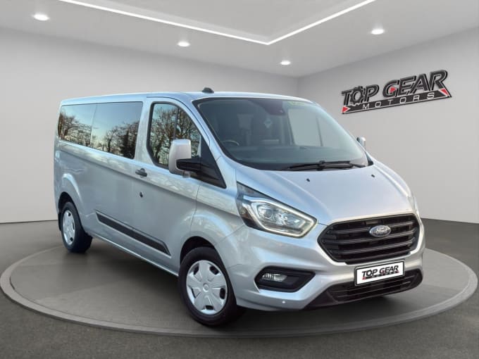 2025 Ford Transit Custom