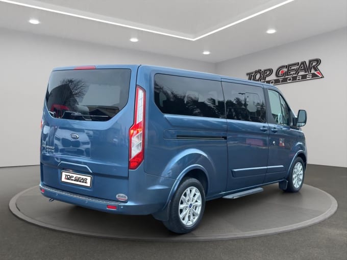 2025 Ford Tourneo Custom