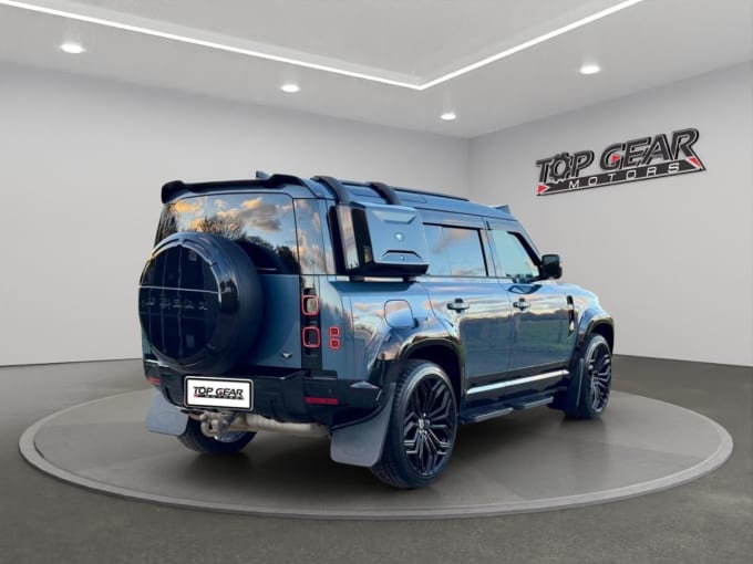 2025 Land Rover Defender