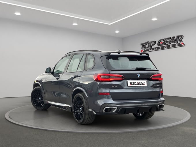 2025 BMW X5