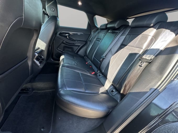 2025 Land Rover Range Rover Evoque