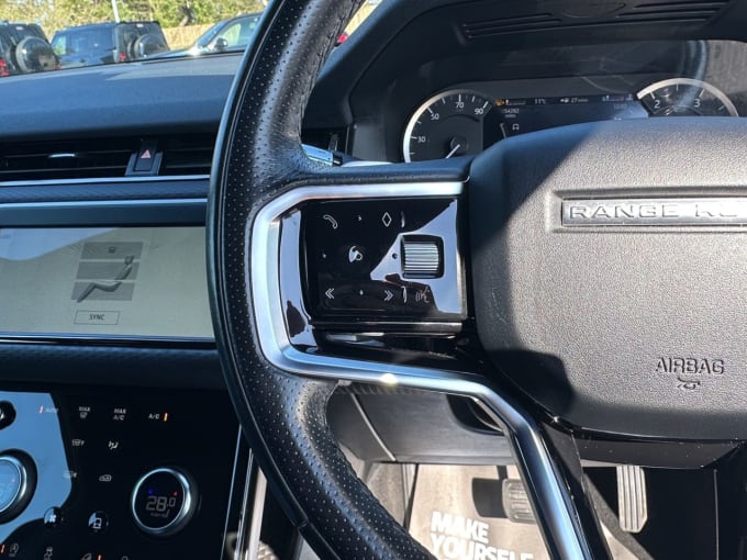 2025 Land Rover Range Rover Evoque