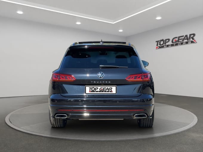 2025 Volkswagen Touareg