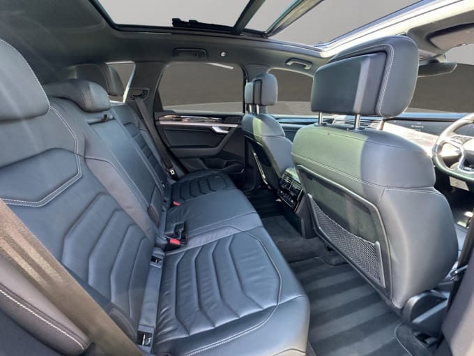 2025 Volkswagen Touareg