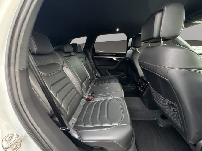 2018 Volkswagen Touareg