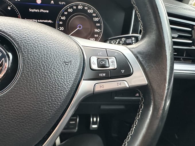 2018 Volkswagen Touareg