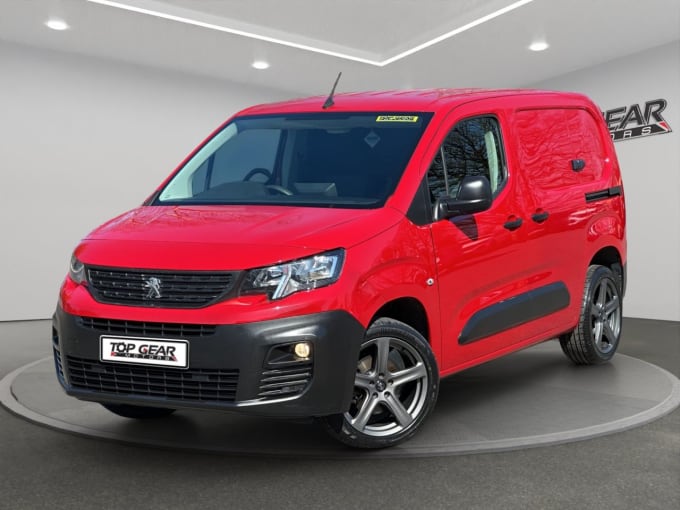 2025 Peugeot Partner