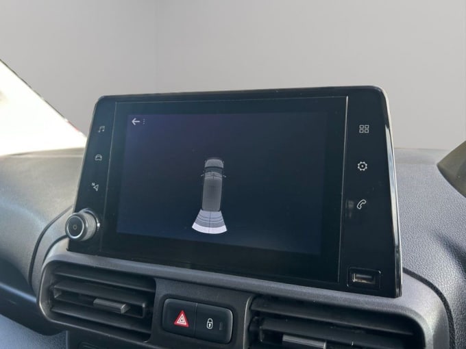 2025 Peugeot Partner