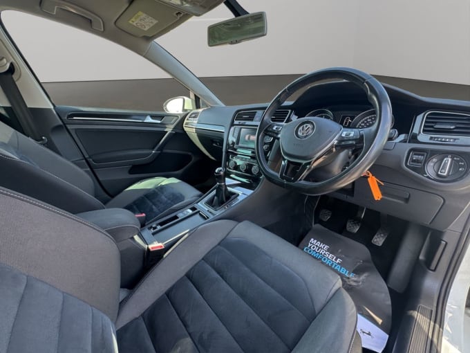 2025 Volkswagen Golf