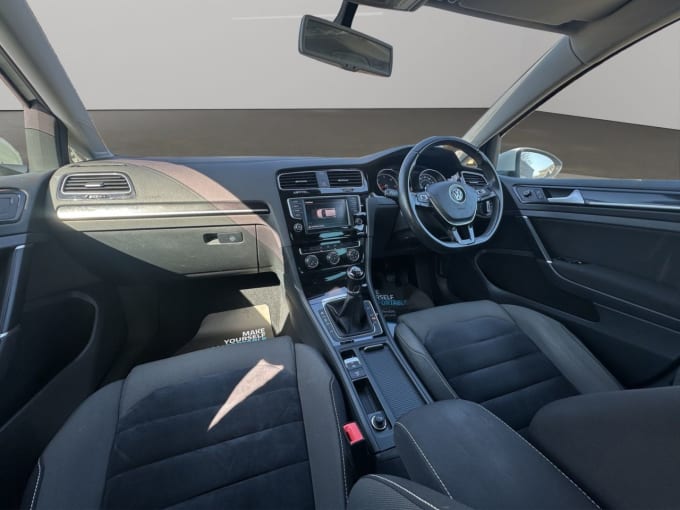2025 Volkswagen Golf