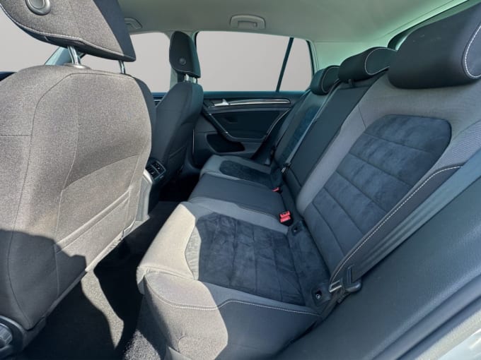 2025 Volkswagen Golf