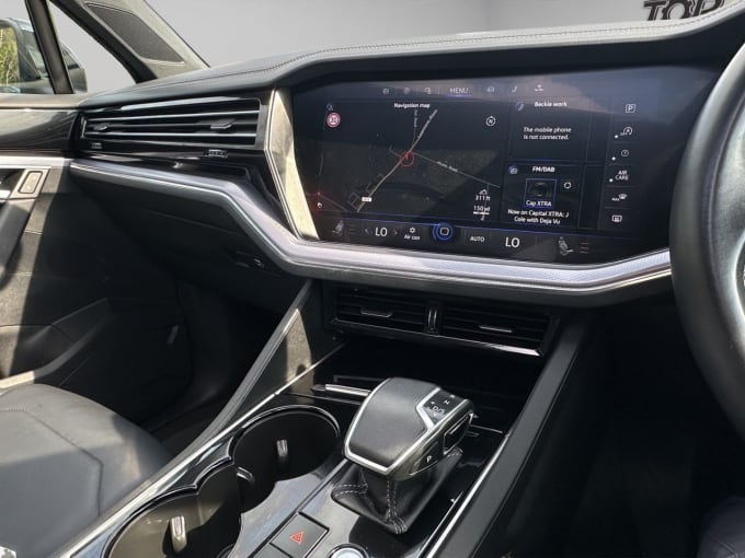 2025 Volkswagen Touareg