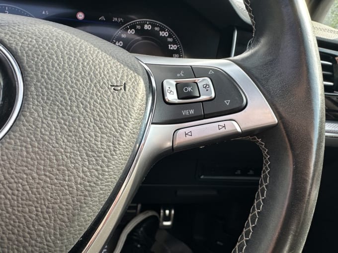 2025 Volkswagen Touareg