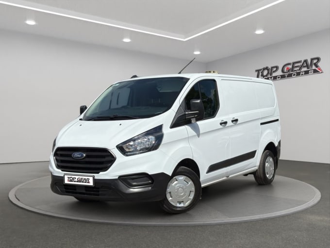 2025 Ford Transit Custom
