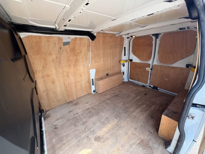 2025 Ford Transit Custom